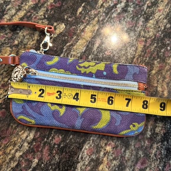 Spartina wristlet in blue and green floral. No tears no stains. 8” x 4.5” - Picture 7 of 8